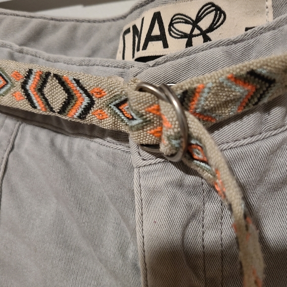 Aritzia TNA Shorts with belt - Picture 3 of 6